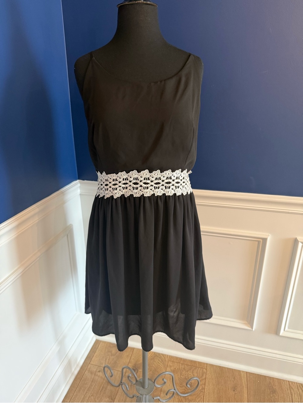 finn & clover Black Mini Dress with White Crochet Waist